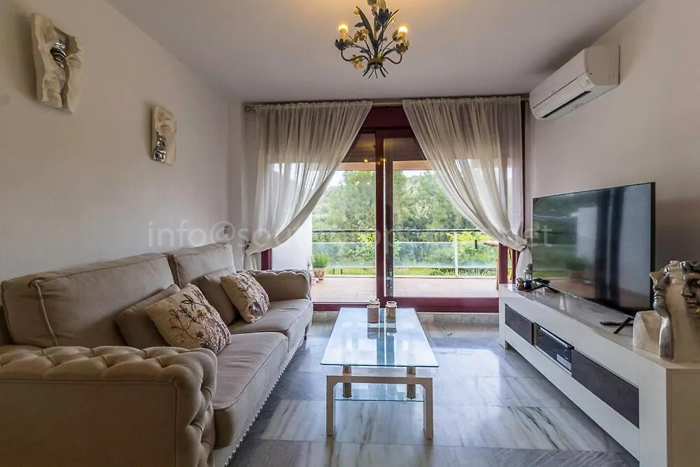 Apartment En Benahavis Estepona 0*,  Spanje